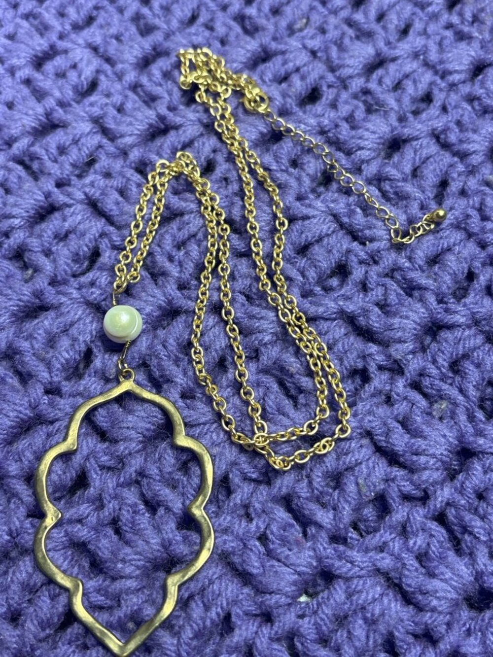 Goldtone Open Pendant Necklace Faux Pearl Bead 27 - 30 inches Long